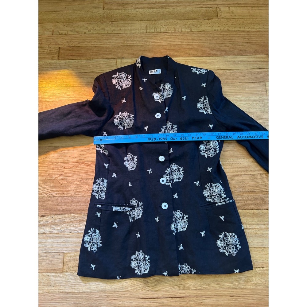 BCBG Paris Vintage Black 100% Linen Floral Embroidered Blazer Jacket Size 10 - Picture 6 of 11